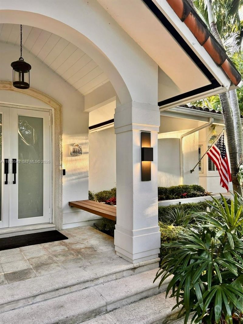 375 Harbor Ct, Unit ., Key Biscayne, FL 33149 Photo