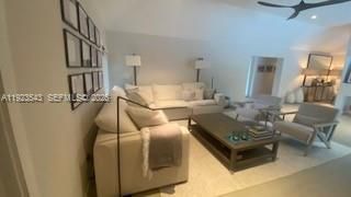 375 Harbor Ct, Unit ., Key Biscayne, FL 33149 Photo