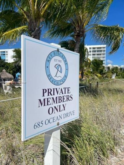 375 Harbor Ct, Unit ., Key Biscayne, FL 33149 Photo