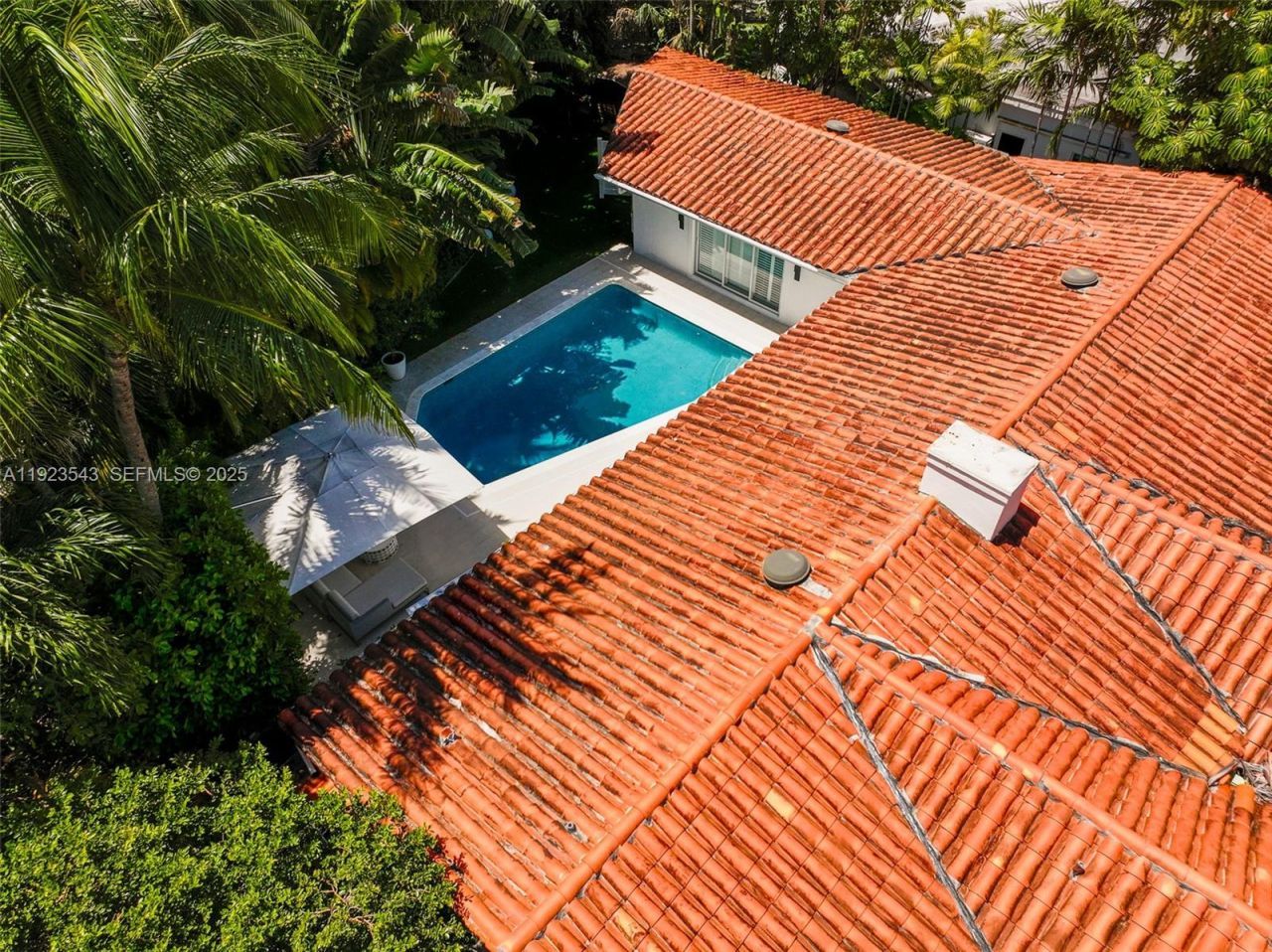 375 Harbor Ct, Unit ., Key Biscayne, FL 33149 Photo