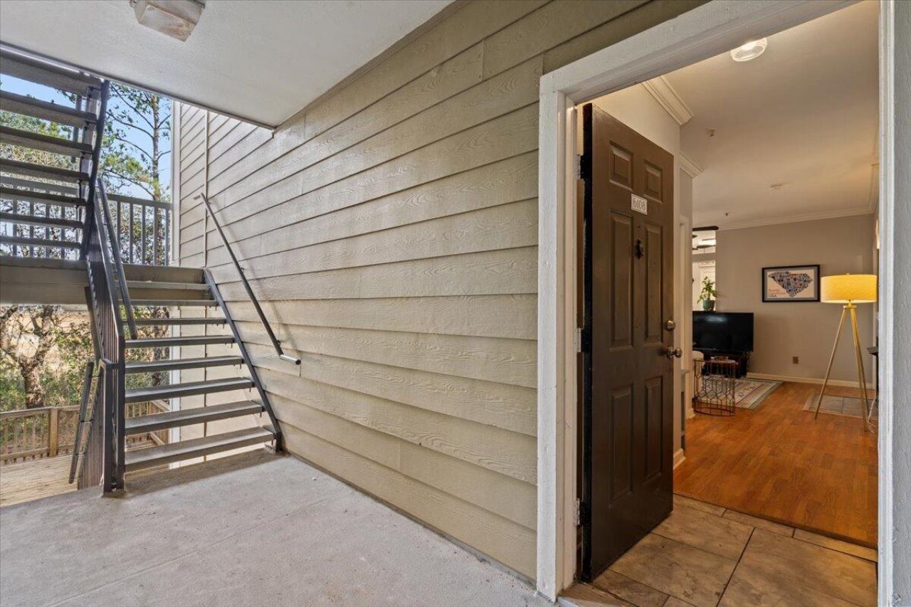 700 Daniel Ellis Drive Photo 4