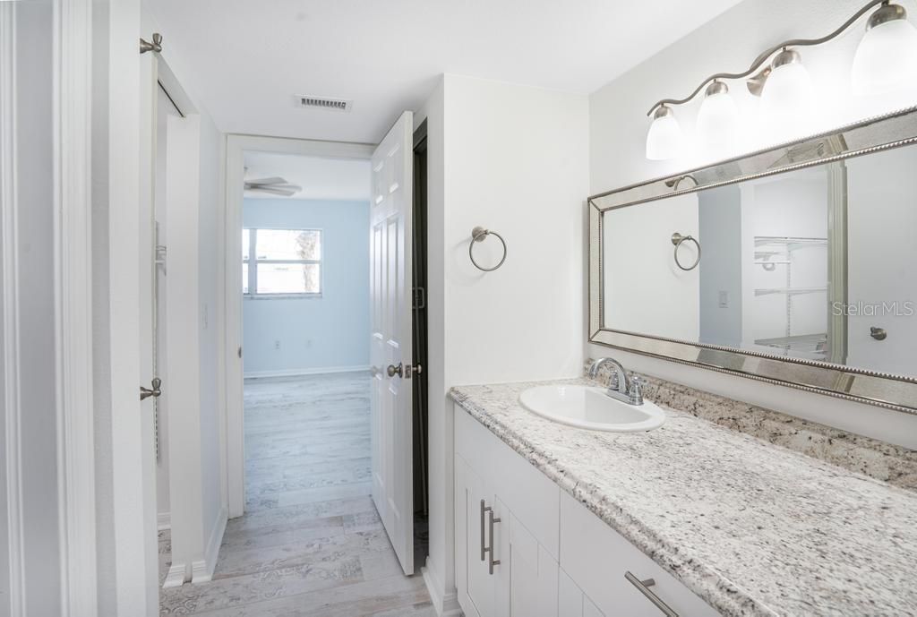 5503 Fountain Lake Circle, Unit 104, Bradenton, FL 34207 Photo