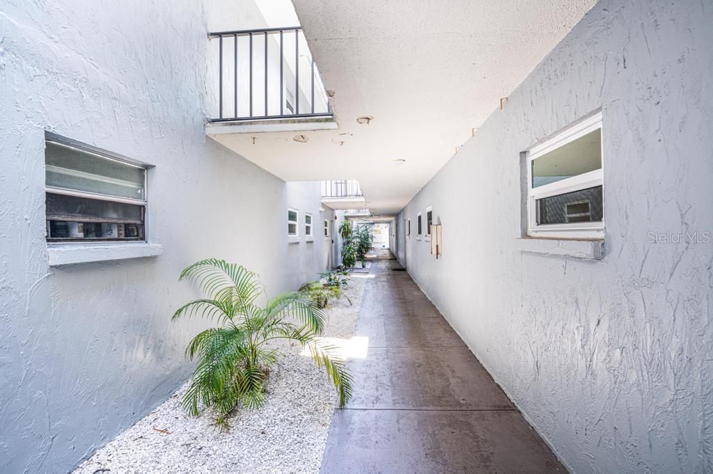 5503 Fountain Lake Circle, Unit 104, Bradenton, FL 34207 Photo