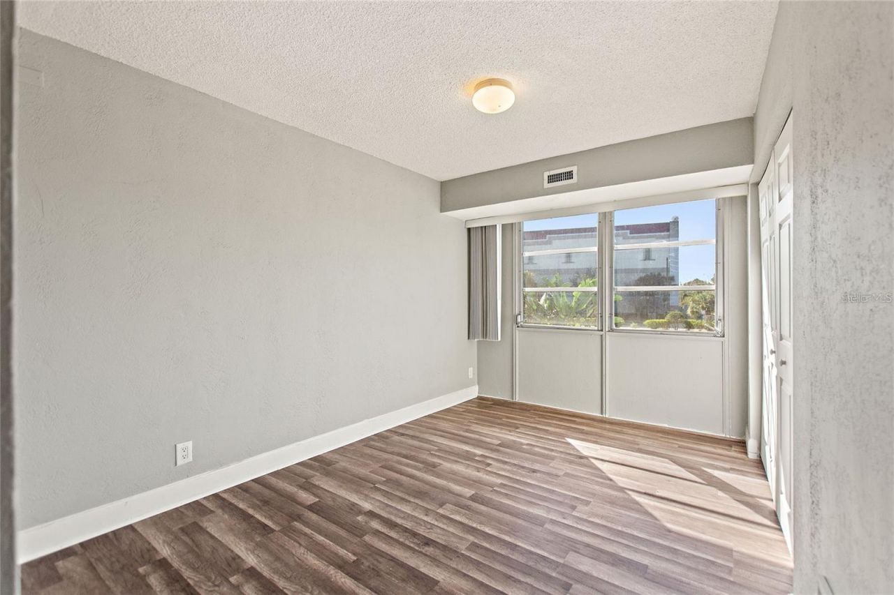 3315 58th Avenue S, Unit 202, Saint Petersburg, FL 33712 Photo