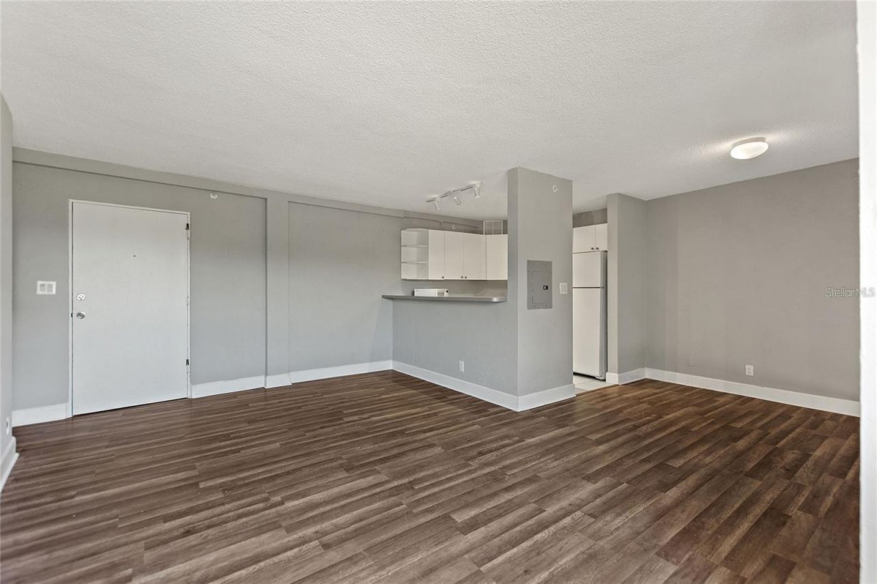 3315 58th Avenue S, Unit 202, Saint Petersburg, FL 33712 Photo