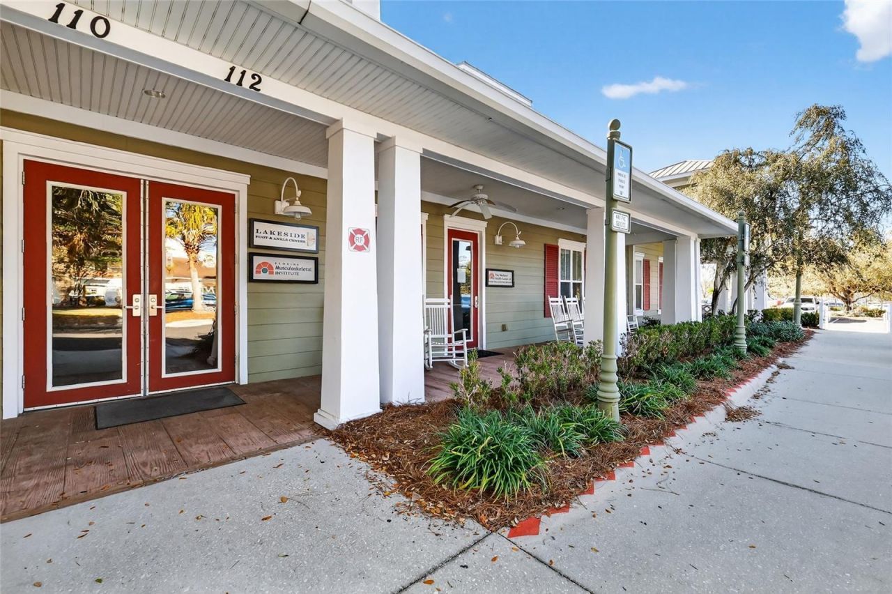 910 Old Camp Road, Unit 110, The Villages, FL 32162 Photo