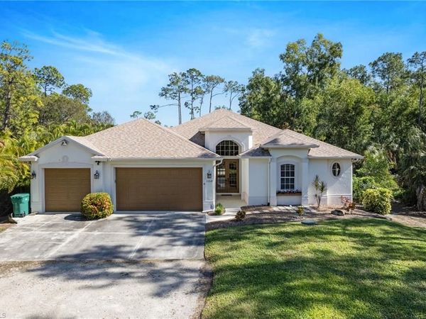1158 Oakes BLVD, NAPLES, FL 34119