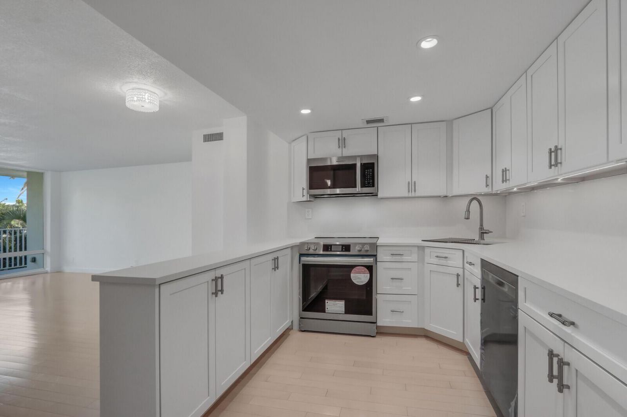 223 Atlantic Avenue, Unit 3f, Palm Beach, FL 33480 Photo