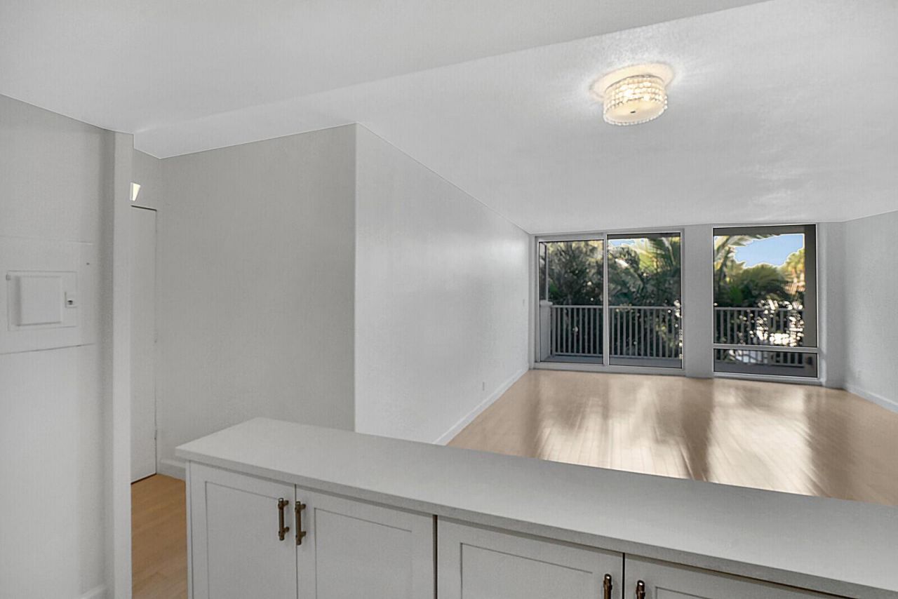 223 Atlantic Avenue, Unit 3f, Palm Beach, FL 33480 Photo