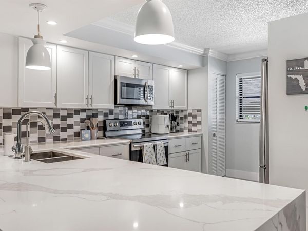 12926 Briarlake Drive, Unit 201, Palm Beach Gardens, FL 33418