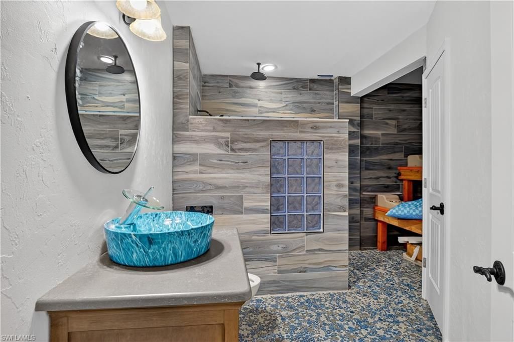 4961 Galt Island Ave, Saint James City, FL 33956 Photo