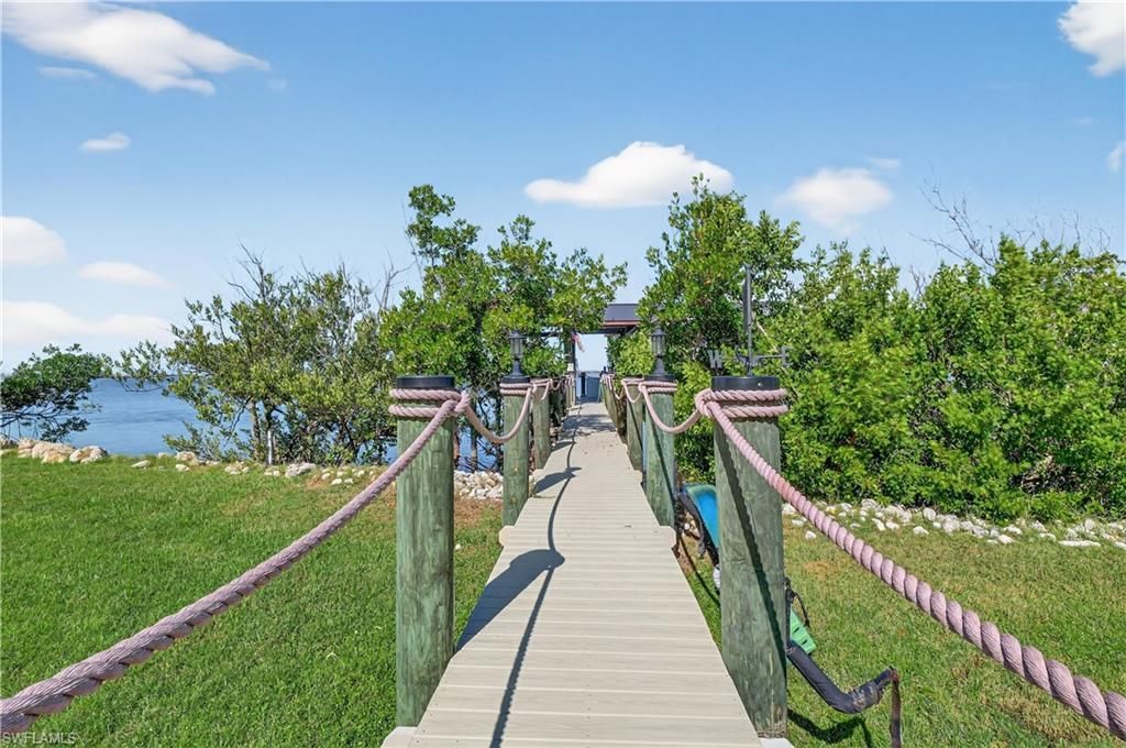 4961 Galt Island Ave, Saint James City, FL 33956 Photo