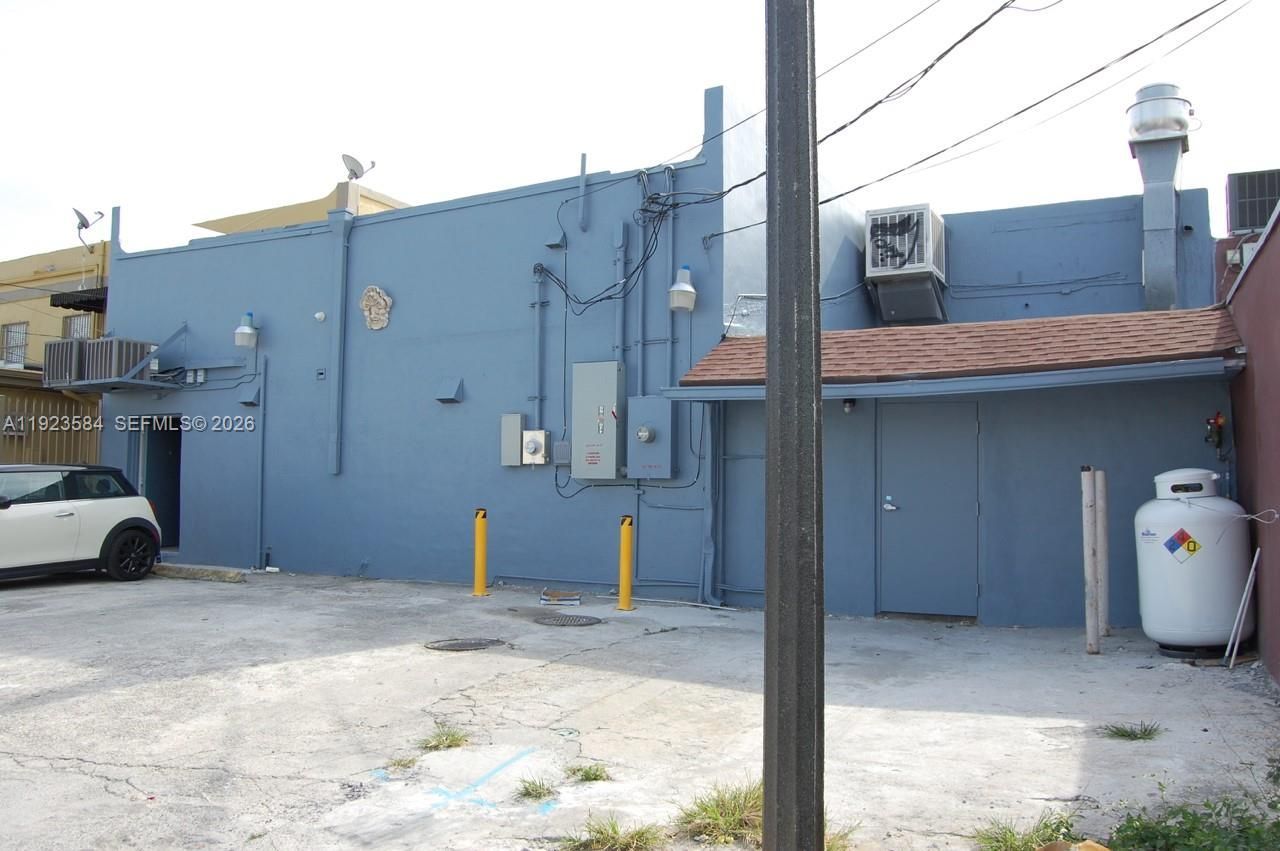 181 NW 36 St, Miami, FL 33127 Photo