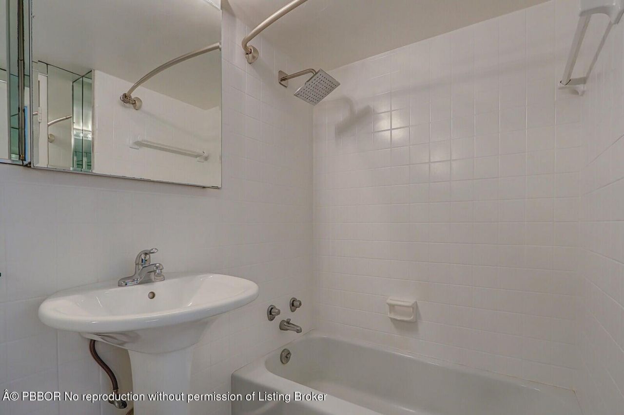 223 Atlantic Avenue, Unit 3F, Palm Beach, FL 33480 Photo