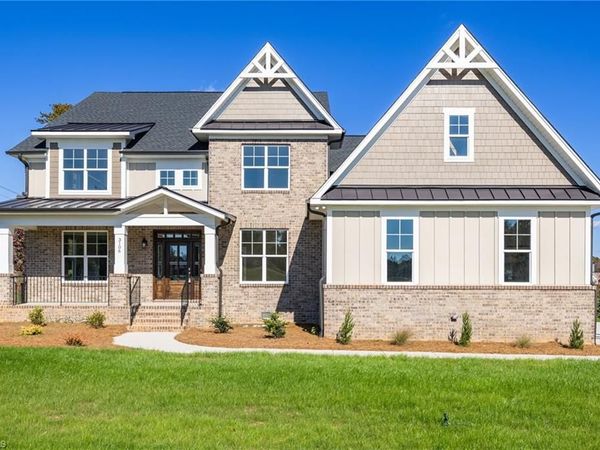 8204 Pyramid Drive, Summerfield, NC 27358