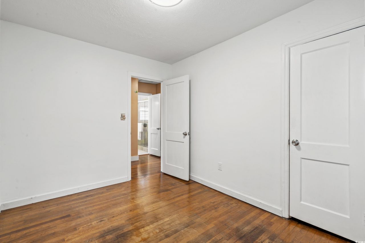 324 Edgewood Circle Photo 16