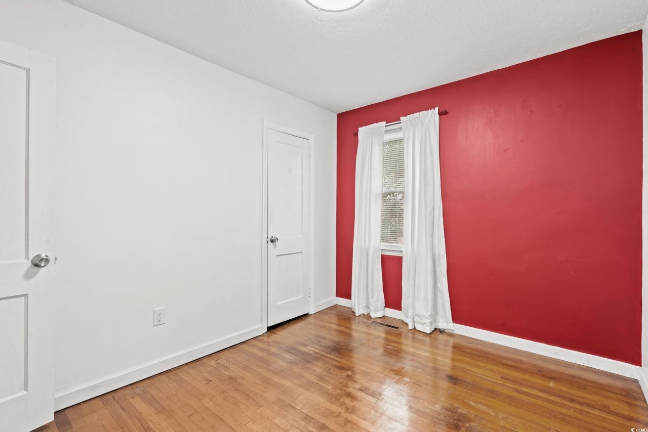 324 Edgewood Circle Photo 18