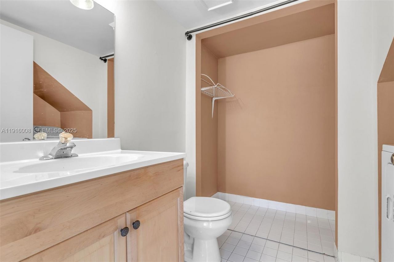 14289 SW 94th Cir Ln, Unit 101, Miami, FL 33186 Photo