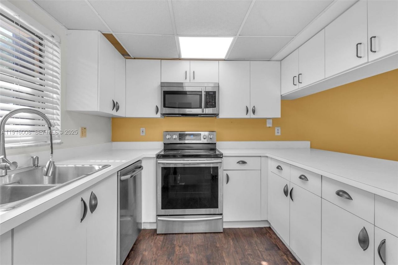 14289 SW 94th Cir Ln, Unit 101, Miami, FL 33186 Photo