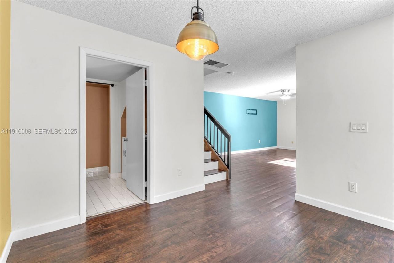 14289 SW 94th Cir Ln, Unit 101, Miami, FL 33186 Photo