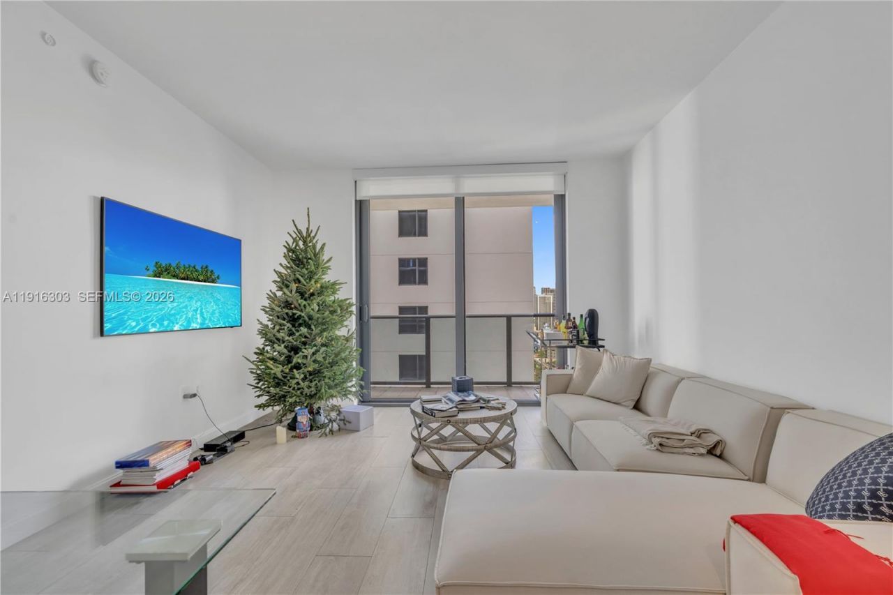 55 SW 9th St, Unit 2610, Miami, FL 33130 Photo