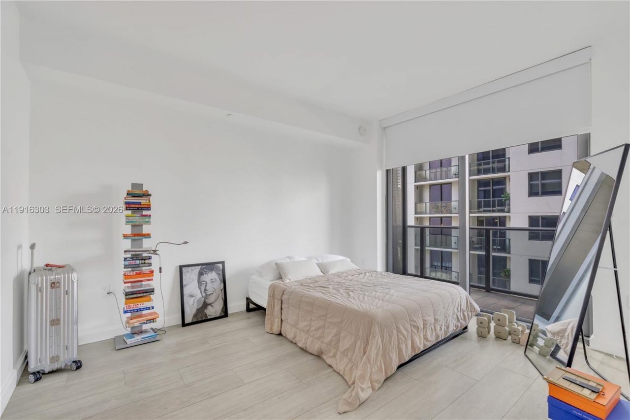 55 SW 9th St, Unit 2610, Miami, FL 33130 Photo