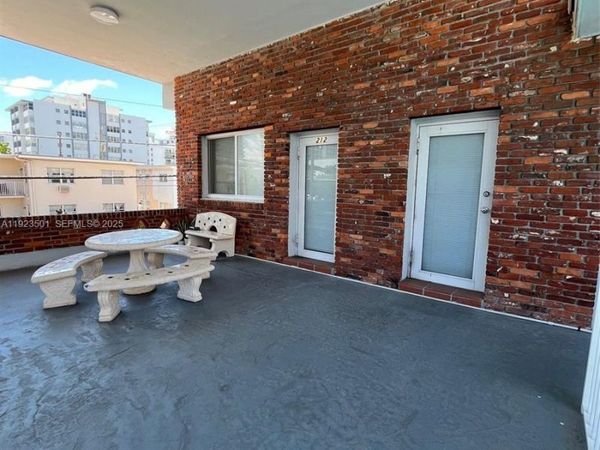 315 69th St, Unit 212, Miami Beach, FL 33141