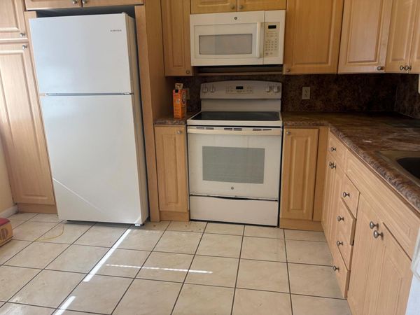 2804 Victoria Way, Unit B2, Coconut Creek, FL 33066