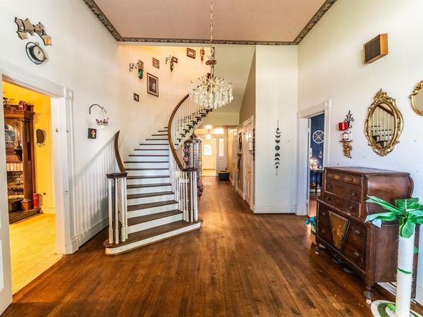 414 College Street, Sulphur Springs, TX 75482