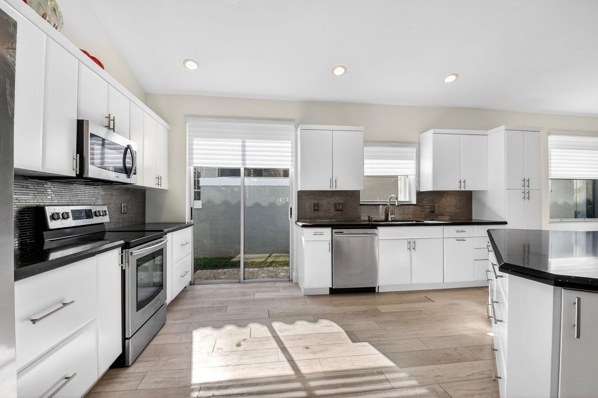 11921 Fountainside Circle, Boynton Beach, FL 33437 Photo