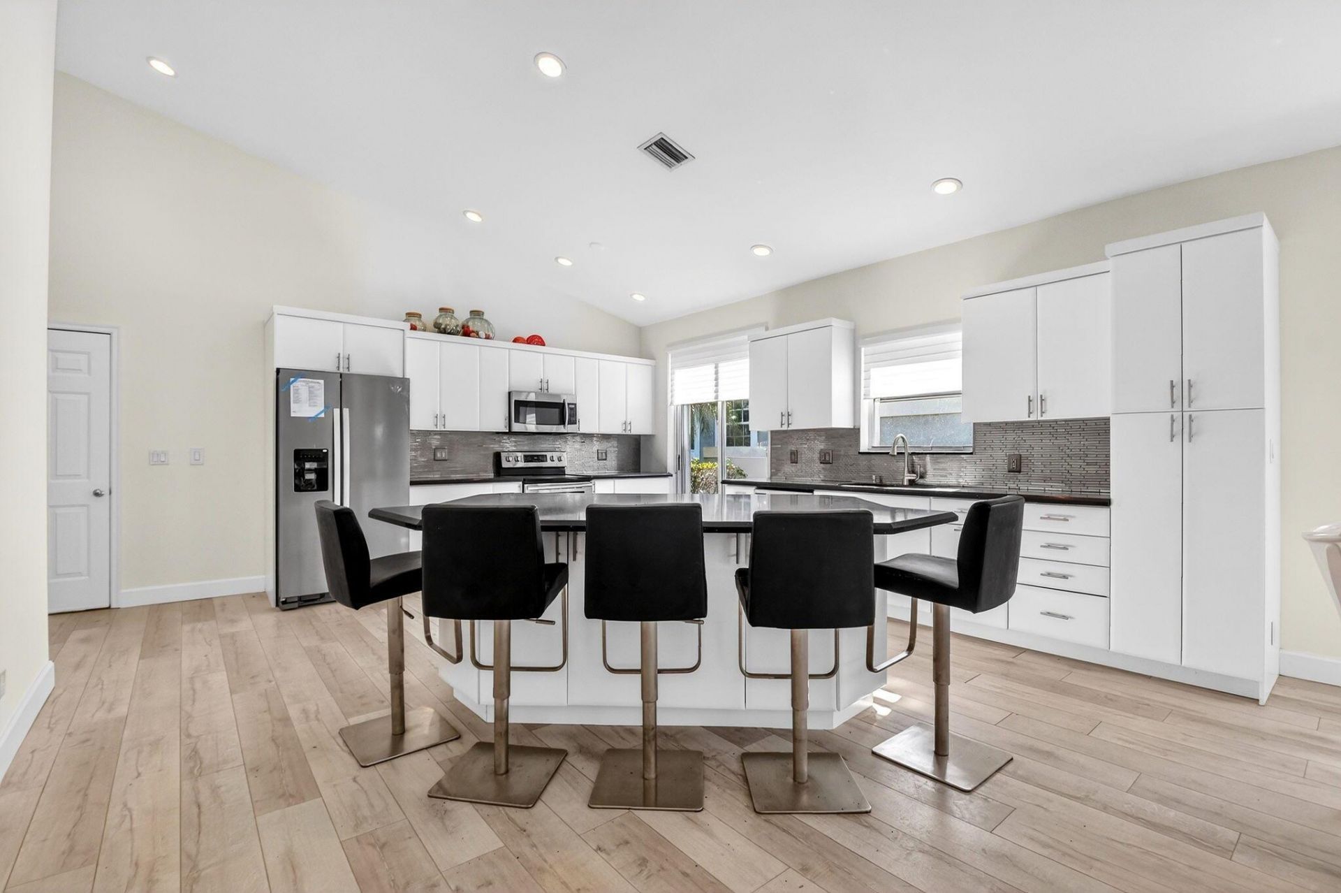 11921 Fountainside Circle, Boynton Beach, FL 33437 Photo