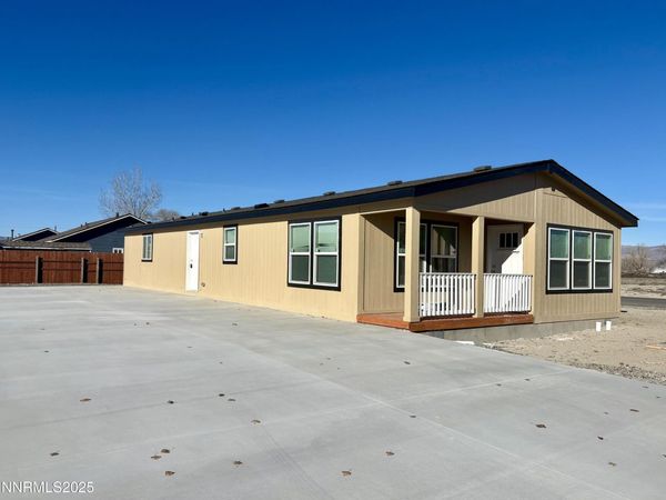 495 Camellia Way, Lovelock, NV 89419
