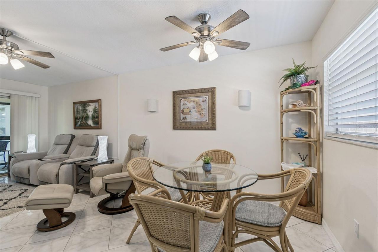 2750 E Bay Drive, Unit 12B, Largo, FL 33771 Photo