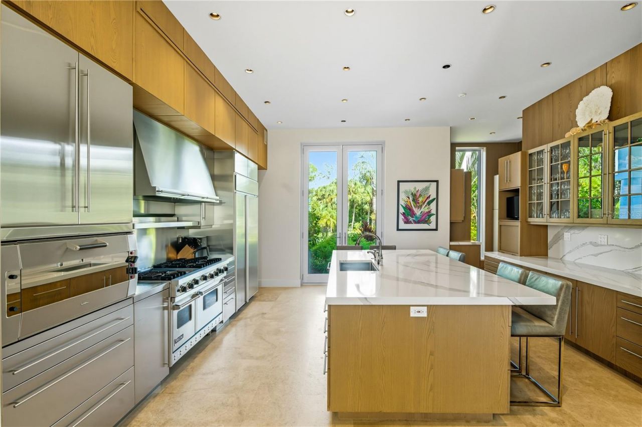 3315 Bay Shore Road, Sarasota, FL 34234 Photo