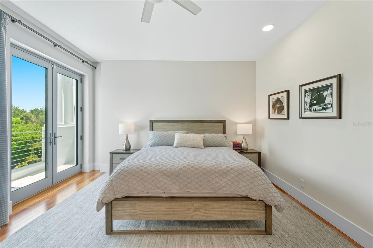 3315 Bay Shore Road, Sarasota, FL 34234 Photo