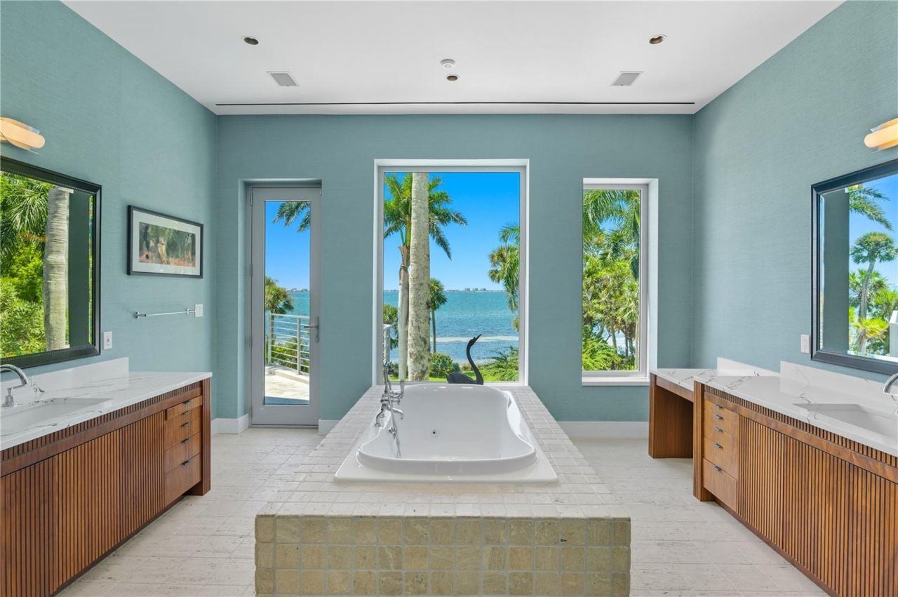 3315 Bay Shore Road, Sarasota, FL 34234 Photo