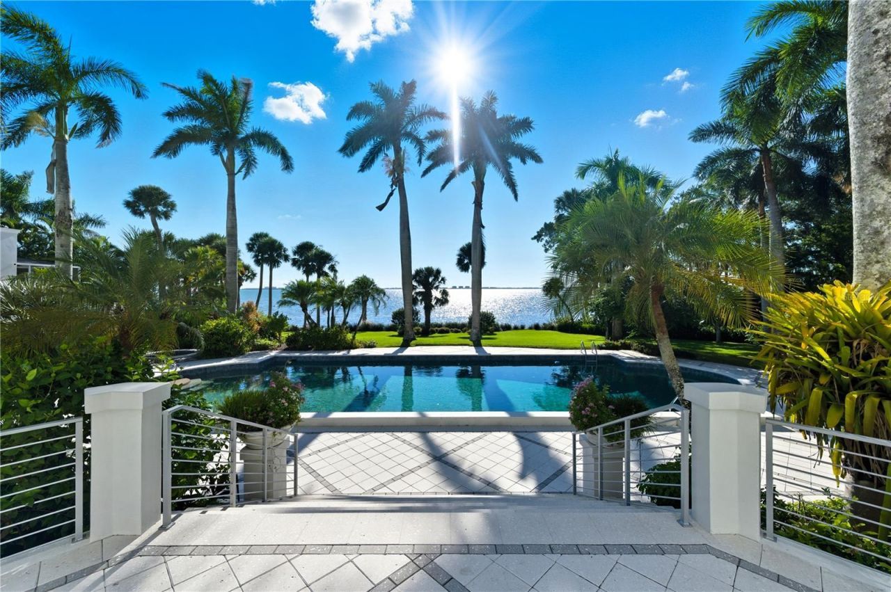 3315 Bay Shore Road, Sarasota, FL 34234 Photo