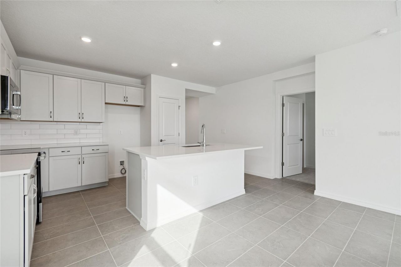 9102 Optimist Way, Palmetto, FL 34221 Photo