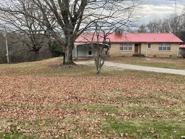 1270 Norwood Road, Mansfield, TN 38236
