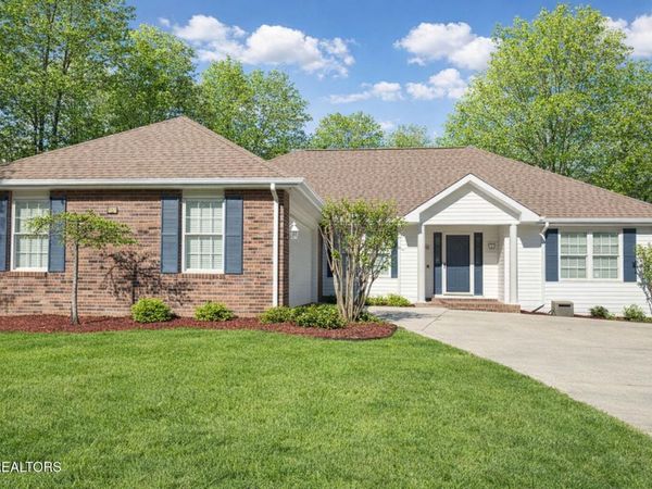 14 Brooks Lane, Crossville, TN 38558