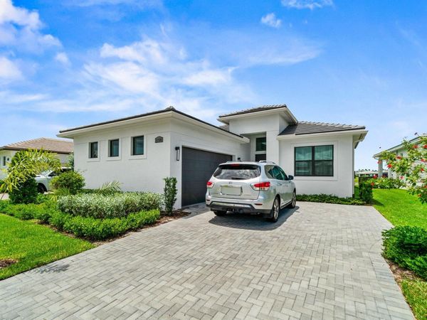 11356 SW Pietra Way, Port St. Lucie, FL 34987