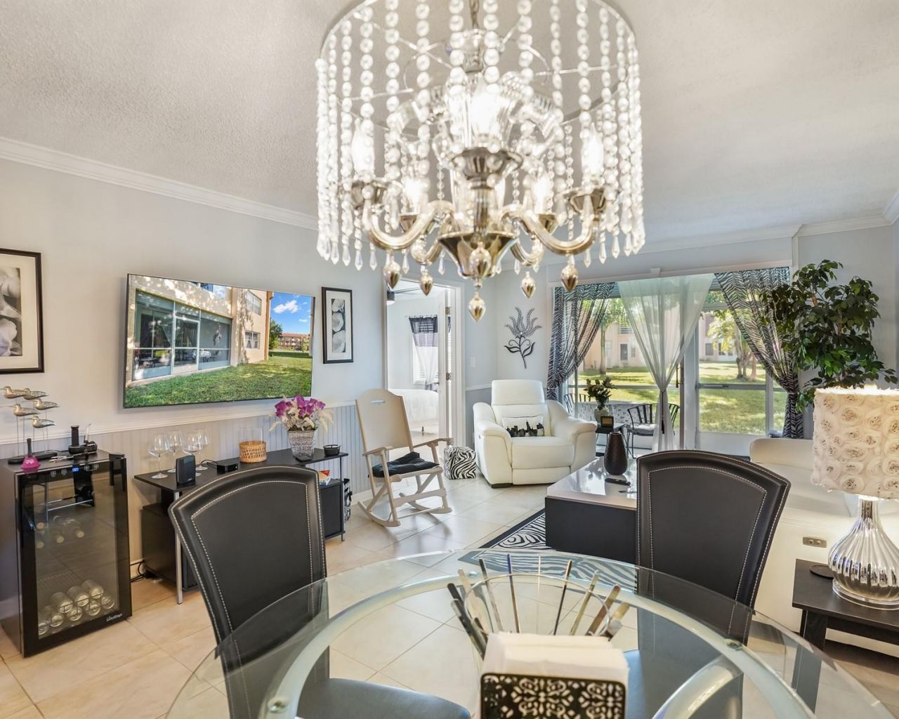 9281 Sunrise Lakes Boulevard, Unit 101, Sunrise, FL 33322 Photo