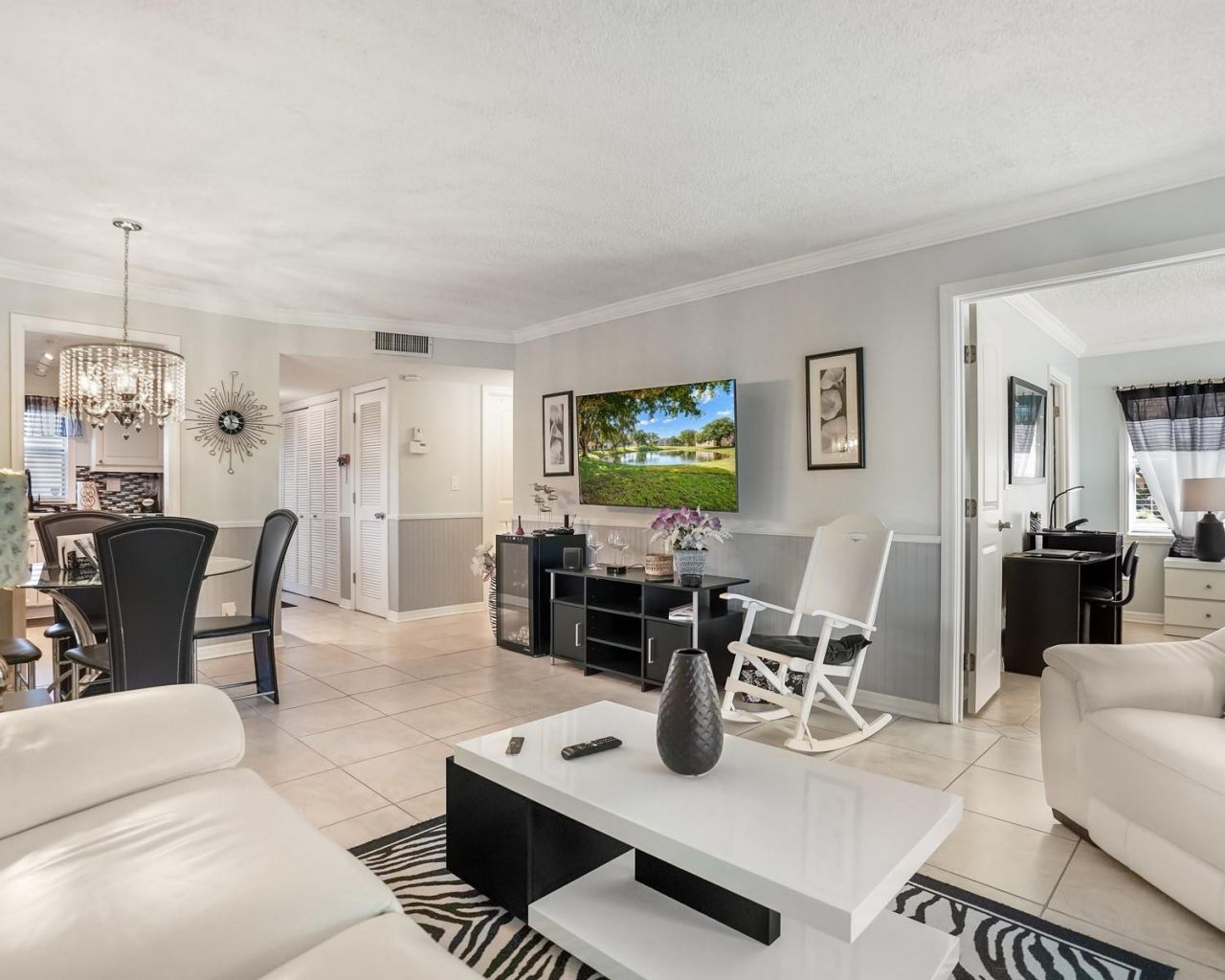 9281 Sunrise Lakes Boulevard, Unit 101, Sunrise, FL 33322 Photo