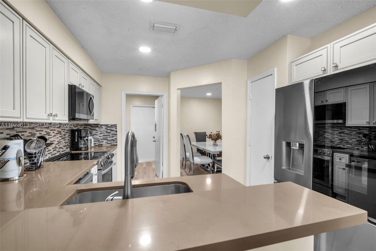 11664 NW 19th Dr, Unit 11664, Coral Springs, FL 33071 Photo