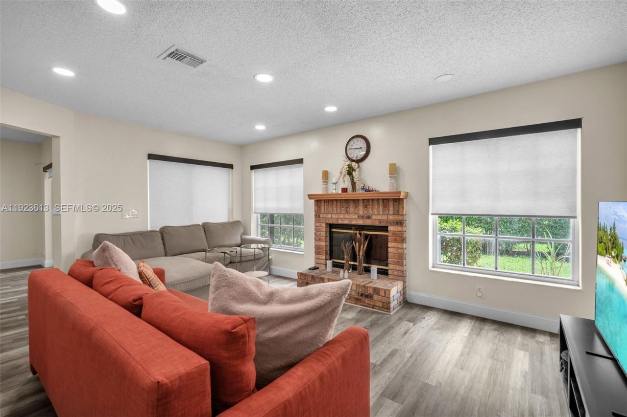 11664 NW 19th Dr, Unit 11664, Coral Springs, FL 33071 Photo