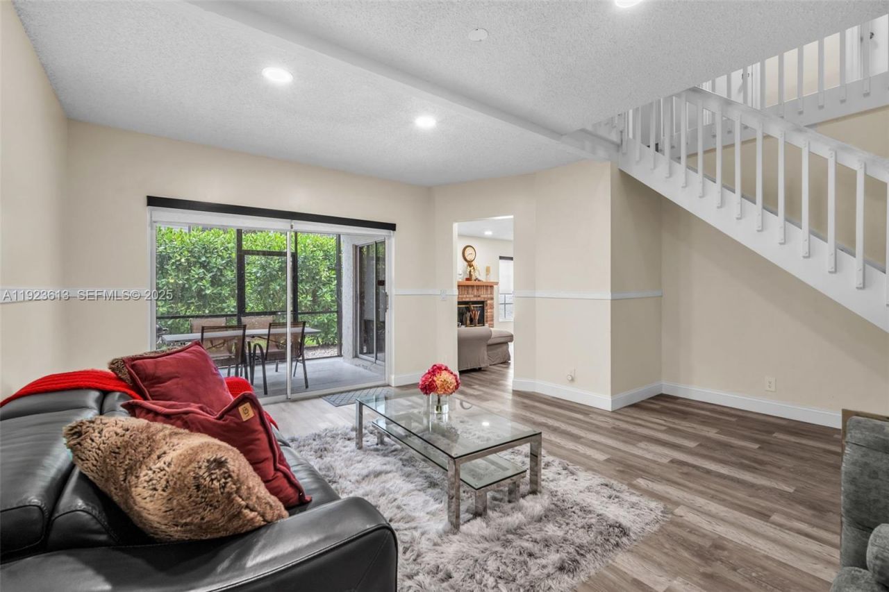 11664 NW 19th Dr, Unit 11664, Coral Springs, FL 33071 Photo