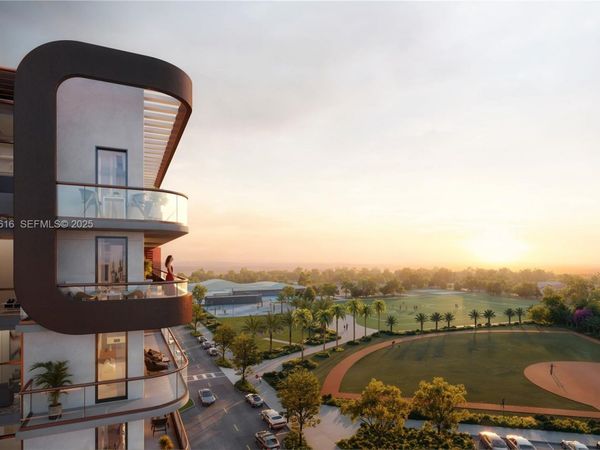 218 SE 7th St, Unit 612A, Hallandale Beach, FL 33009