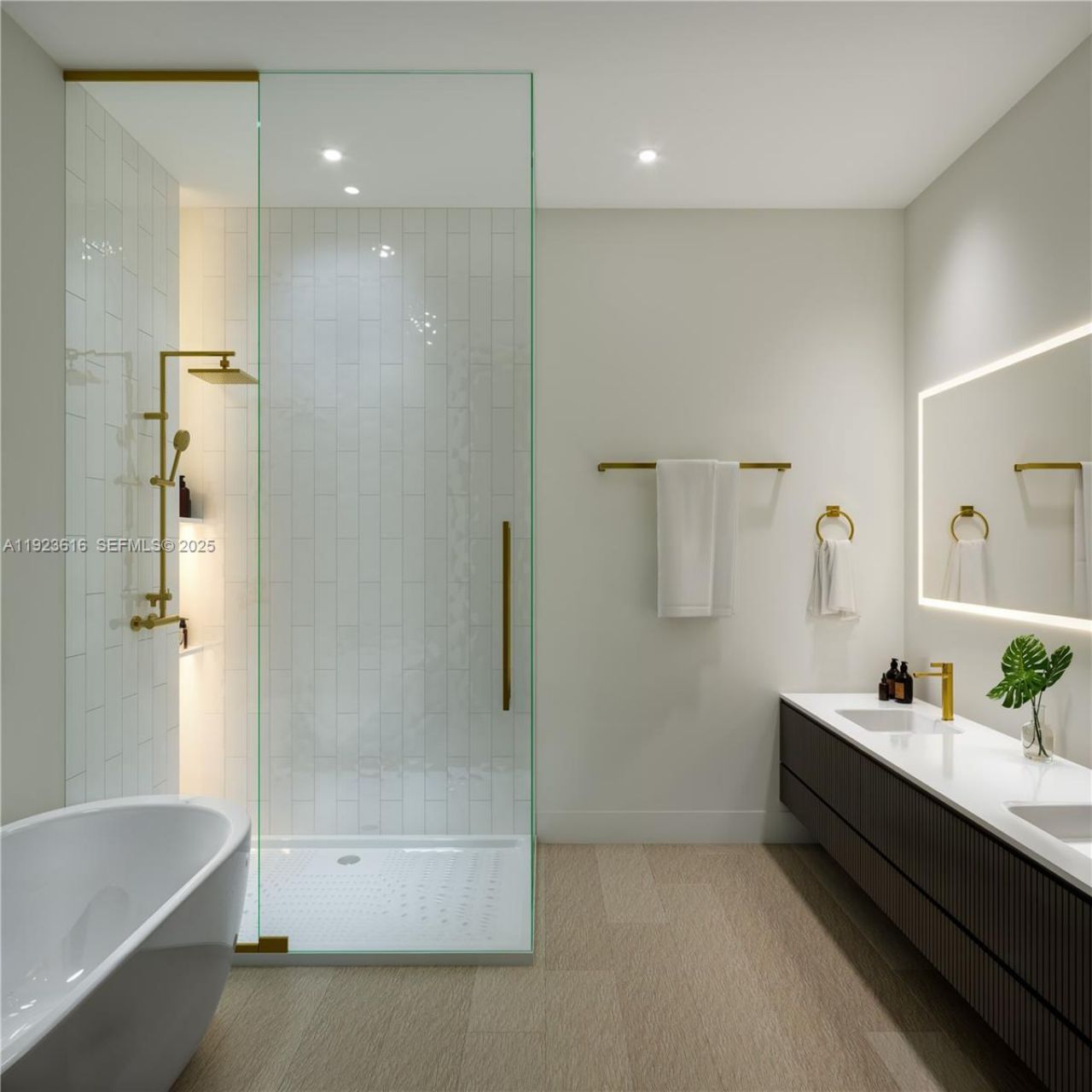 218 SE 7th St, Unit 612A, Hallandale Beach, FL 33009 Photo