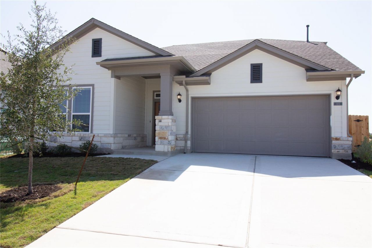 105 Stone Fork Ln, Hutto, TX 78634 Main Photo