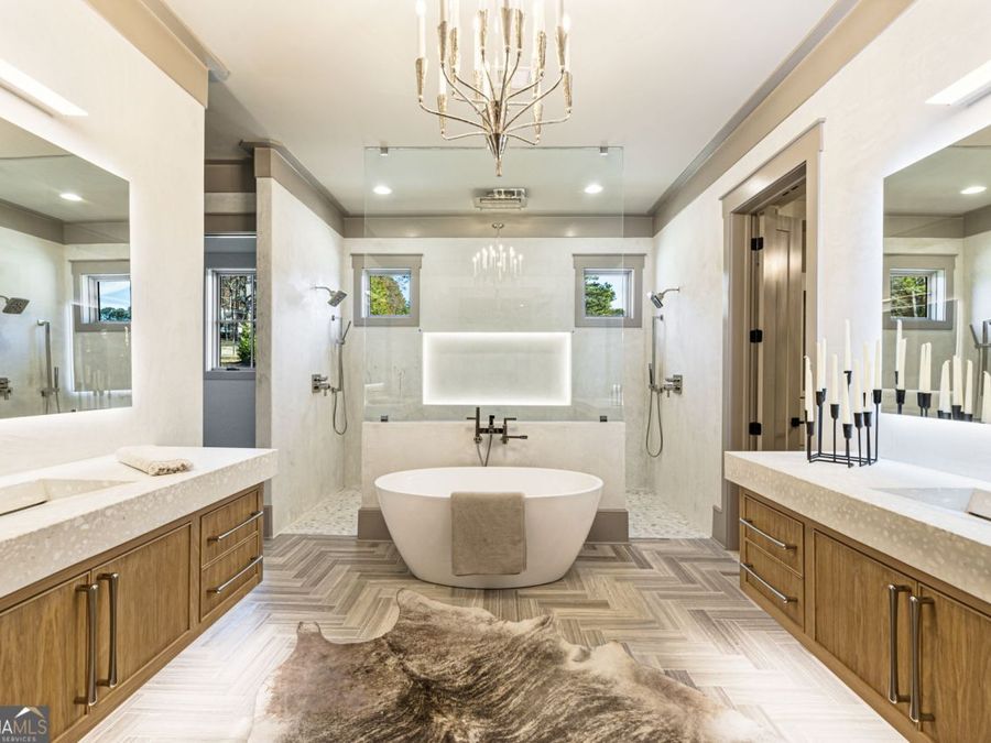 Property Image 108
